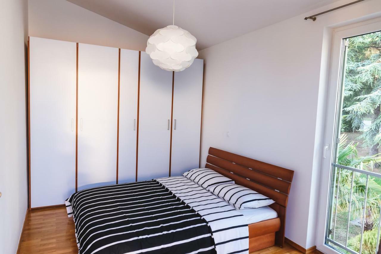 Apartma Joy - Private Beach Apartment Ankaran Ngoại thất bức ảnh